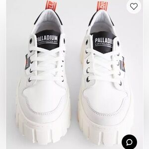 Palladium Lo Leather Sneaker